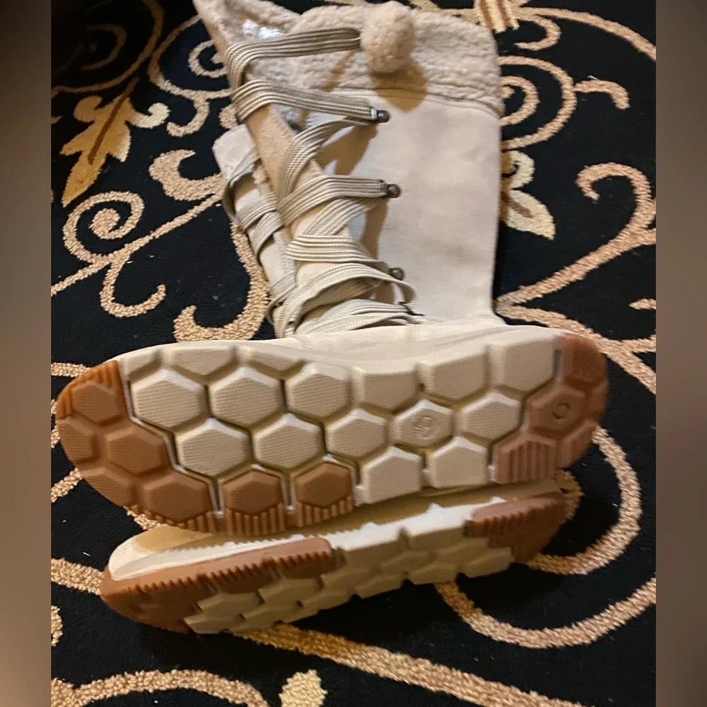 Timberland Women's Cream Winter Boots - Picture 3 of 4